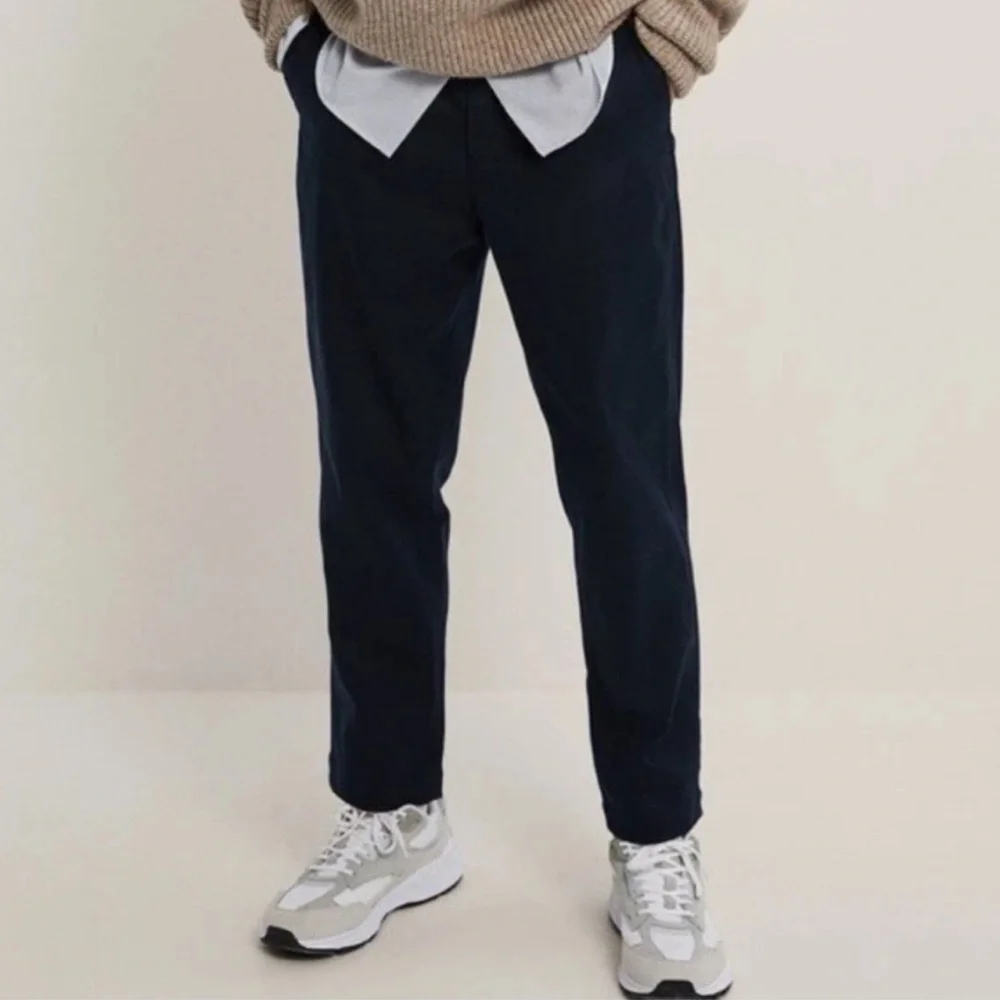 NWT Zara Men’s Carrot Fit Chino Pants Navy Blue Size 34